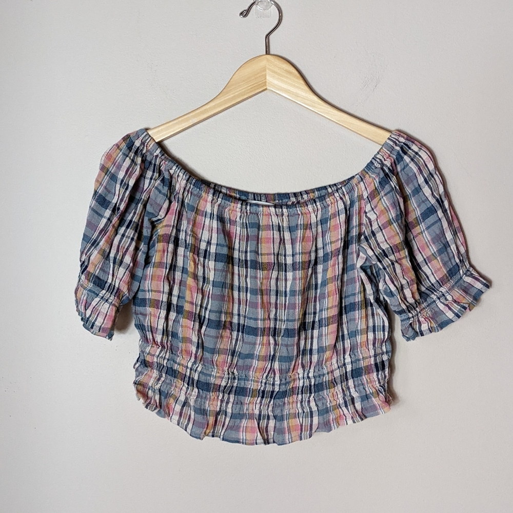American Eagle Womens Plaid Smocked Crop Top Size Medium